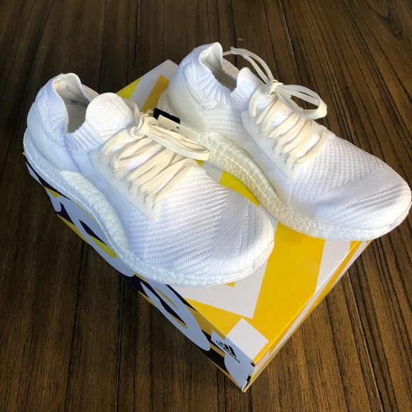 Adidas womans ultraboost X workout sneaker shoe - Picture 2 of 8